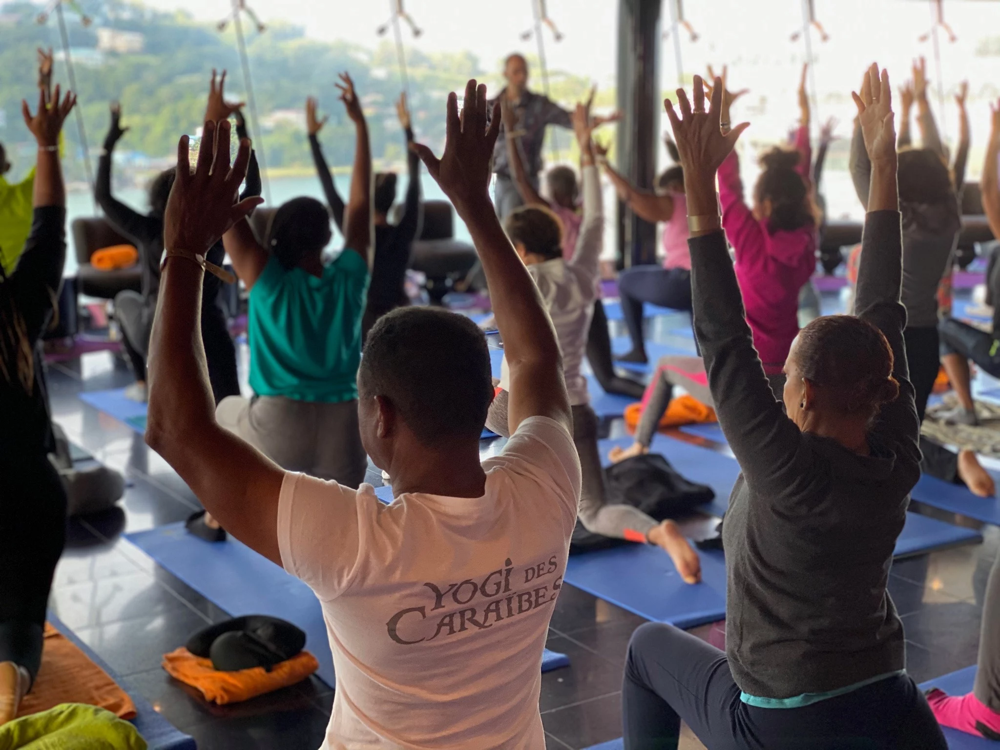 Cours de Yoga en entreprise - Centre Yoga Life West Indies Martinique Schoelcher Lamentin